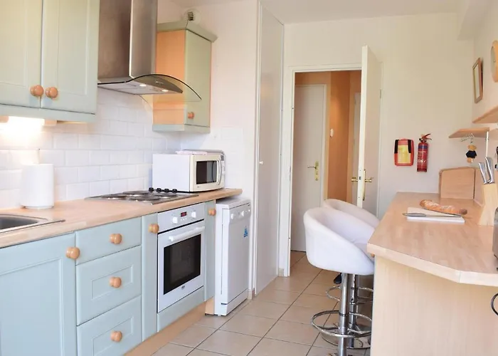 In Prázdninový dům *